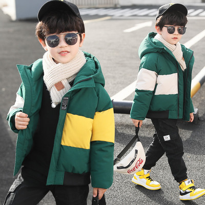 Kapuutsiga talvejope poistele