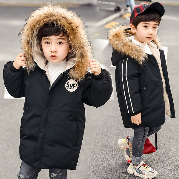 Gyermek téli kabát felirattal