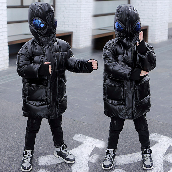 Kapuutsi ja lukuga talvine lastejope - kolme värvi