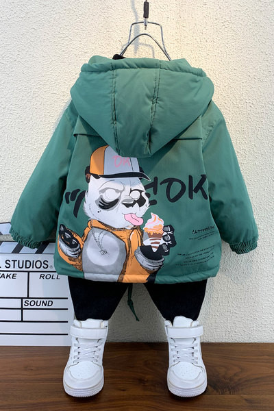 Gyermek kabát rátéttel és kapucnival - fiúknak