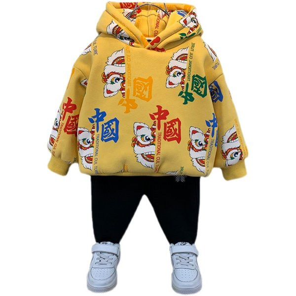 Bērnu jaka ar krāsainu aplikāciju un kapuci