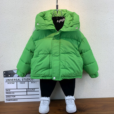 Soe kapuutsiga laste jope poistele