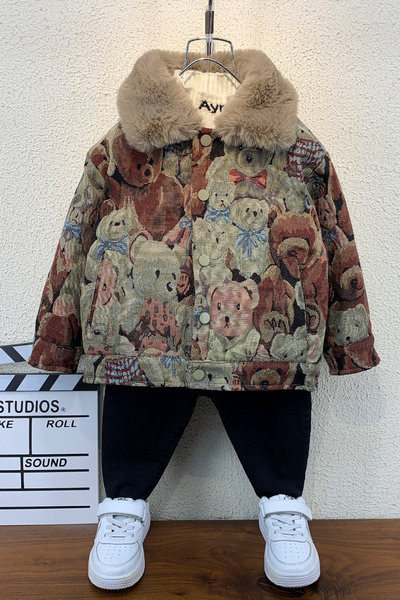 Színes gyerekkabát meleg béléssel