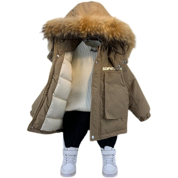 Modern gyerekkabát lefelé kapucnival és zsebekkel