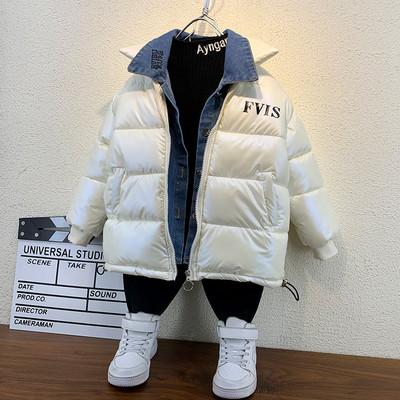 Meleg téli kabát fiúknak farmer darabokkal