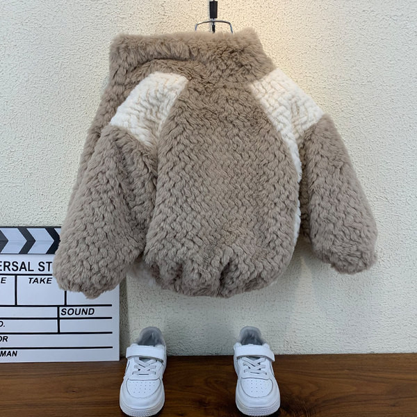 Embleemiga laste sulejope poistele