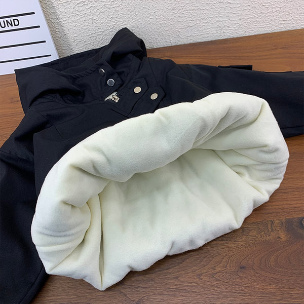 Gyerek kabát kapucnival fiúknak - fekete színű