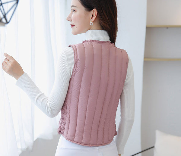 Γυναικείο κοντό γιλέκο με φερμουάρ και λαιμόκοψη