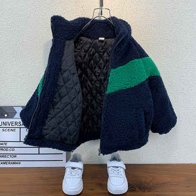 Gyermek tollkabát új modell zsebekkel fiúknak