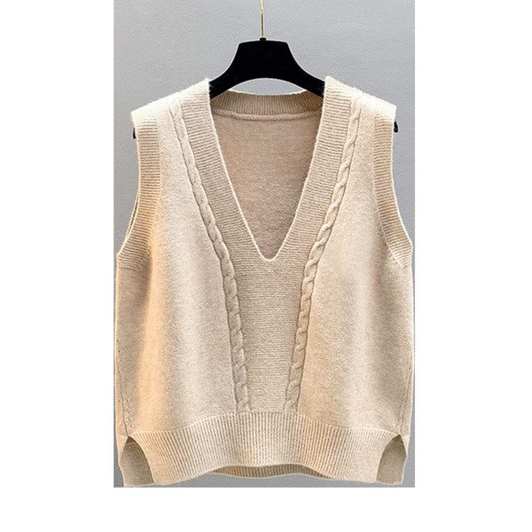 Naiste vabaaja vest spits-kaelusega - sobib talveks