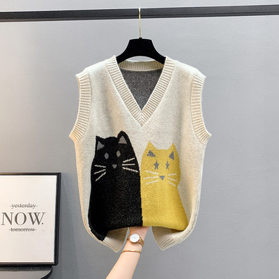 Vabaaja vest trükise ja spitsikaelusega