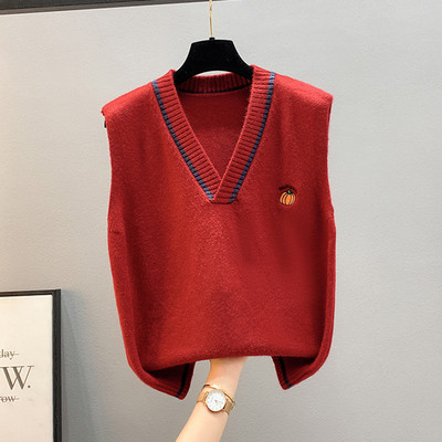 Γιλέκο φθινοπώρου-χειμώνα από λεπτό πλέξιμο με λαιμόκοψη