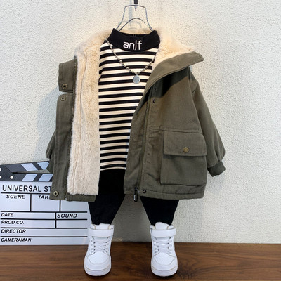 Sooja voodri ja taskutega laste jope poistele