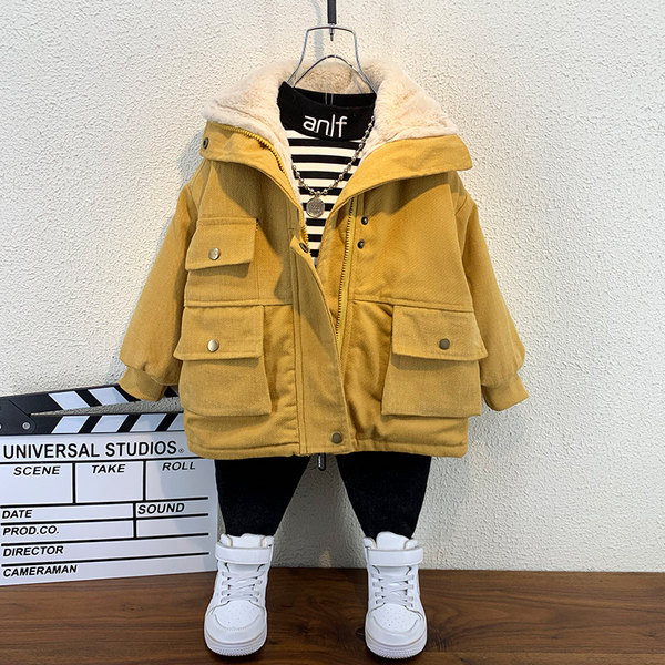 Sooja voodri ja taskutega laste jope poistele