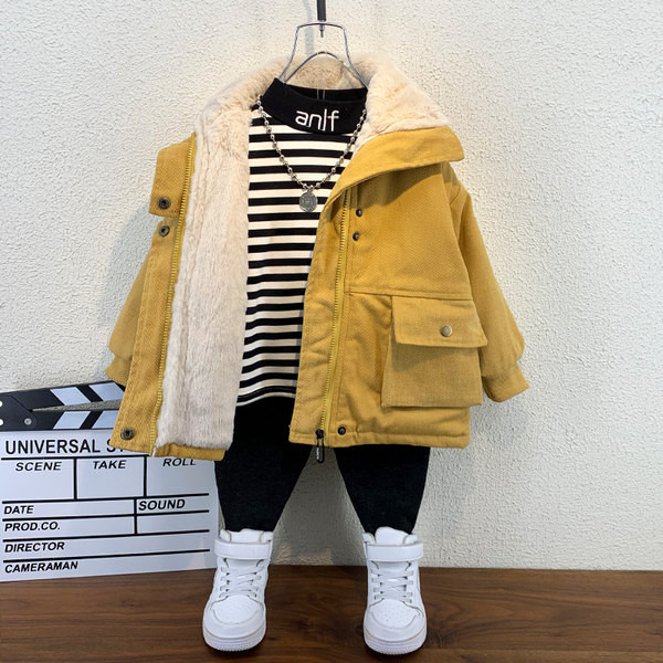 Sooja voodri ja taskutega laste jope poistele