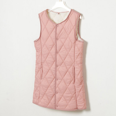 Pehme voodriga ja tepitud efektiga naistevest