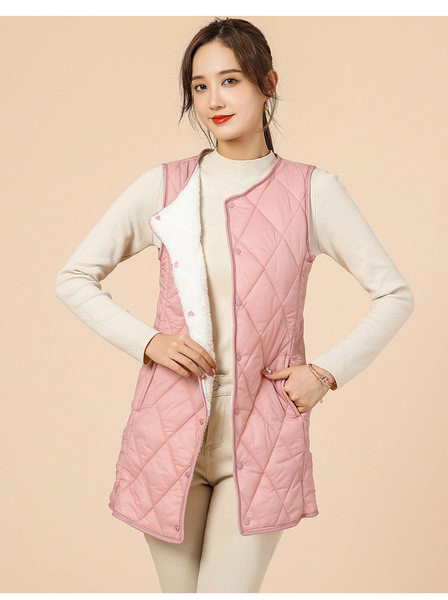 Pehme voodriga ja tepitud efektiga naistevest