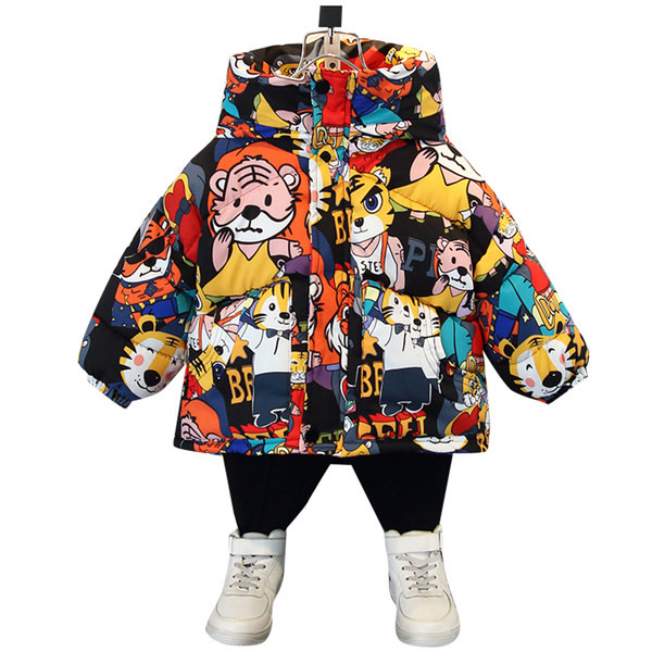 Színes gyerekkabát magas gallérral