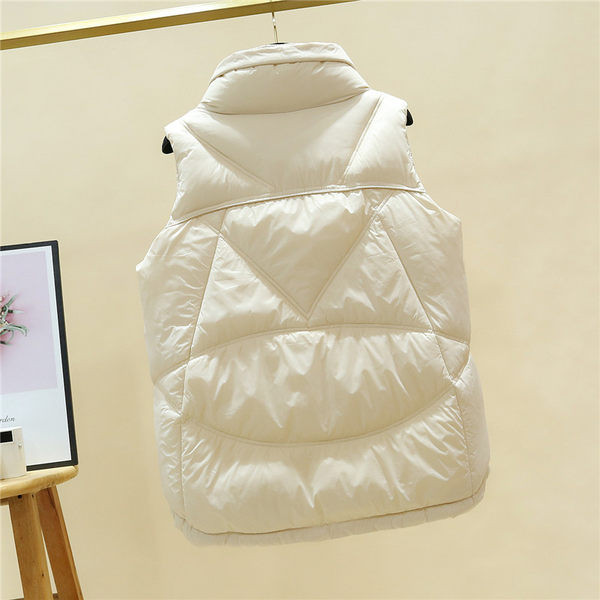 Kerge puuvillane vest luku ja lipsudega