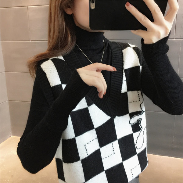 Γυναικείο πλεκτό γιλέκο με λαιμόκοψη spitz - διαφορετικά χρώματα