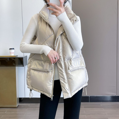 Meleg női mellény nagy zsebekkel és nyakkendőkkel