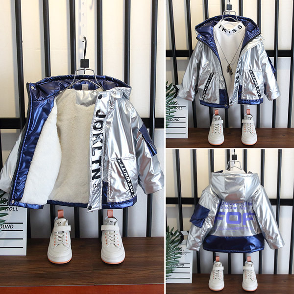 Särava efekti ja kirjadega talvine soojendus poistele