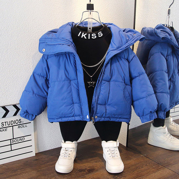 Egyszínű, gombos gyerekdzseki