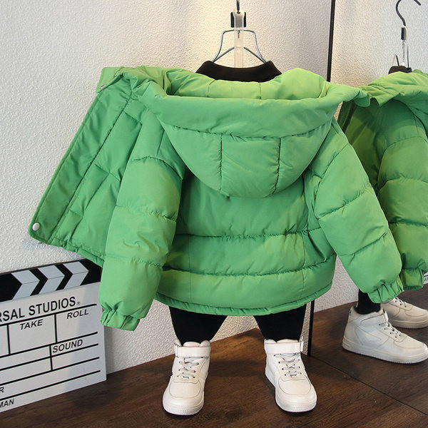 Egyszínű, gombos gyerekdzseki