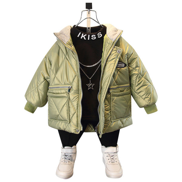 Gyermek téli kabát zöld és fekete színben