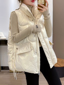 Női mellény magas gallérral és nyakkendővel - három színben