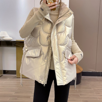 Női mellény magas gallérral és nyakkendővel - három színben