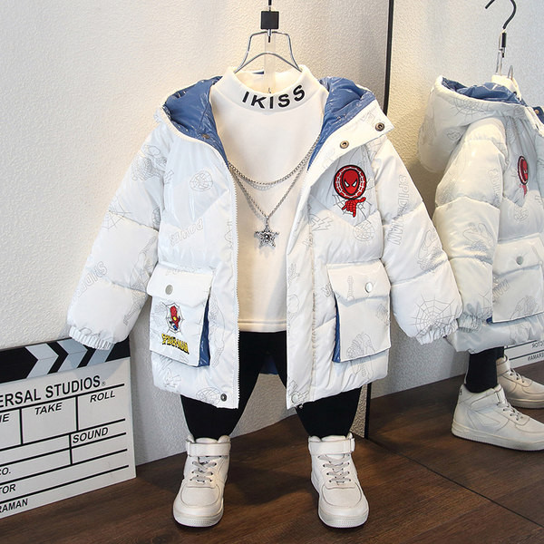 Gyermek téli melegítő kapucnival és színes rátéttel