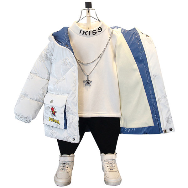 Gyermek téli melegítő kapucnival és színes rátéttel