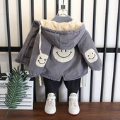 Gyermek téli kabát kordbársonyból, puha béléssel