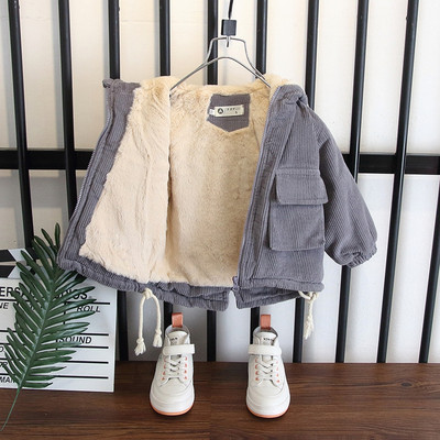 Gyermek téli kabát kordbársonyból, puha béléssel