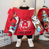 Új modell gyerek téli kabát színes rátéttel fiúknak