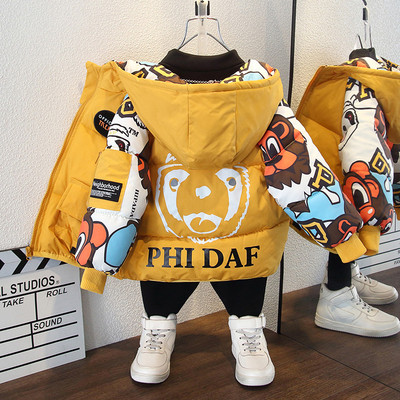 Új modell gyerek téli kabát színes rátéttel fiúknak