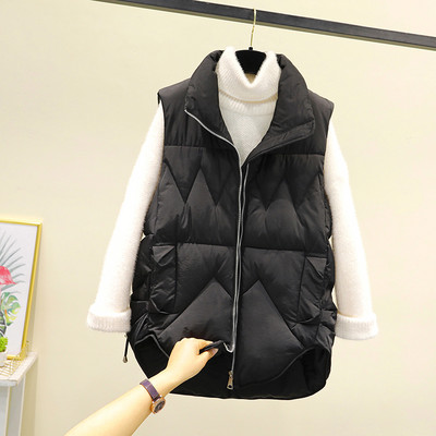 Női mellény zsebekkel és cipzárral három színben