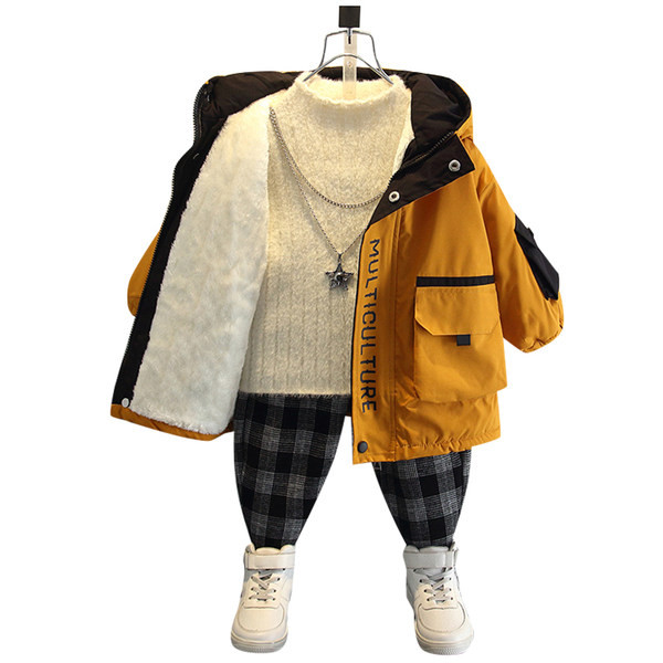 Téli gyerekdzseki meleg béléssel és zsebekkel