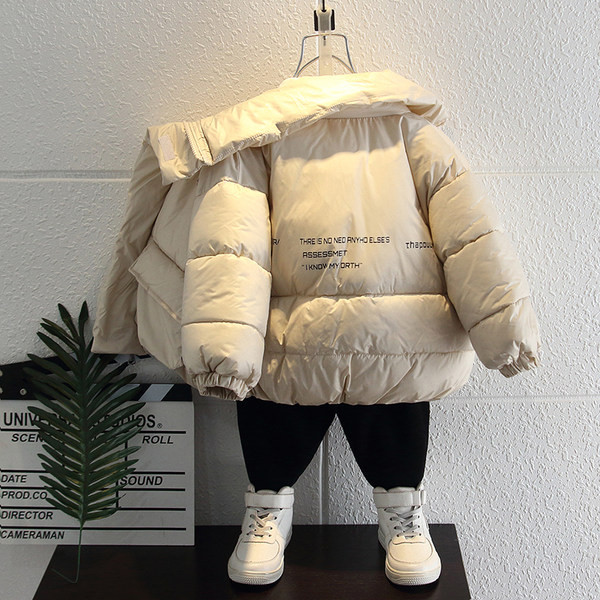 Gyermek téli kabát bézs és fekete színben