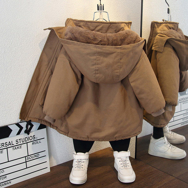 Χειμερινό παιδικό μπουφάν σε καφέ χρώμα