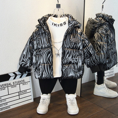 Kahes värvitoonis lukuga laste jope poistele