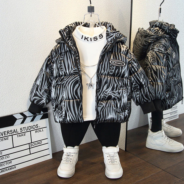 Kahes värvitoonis lukuga laste jope poistele