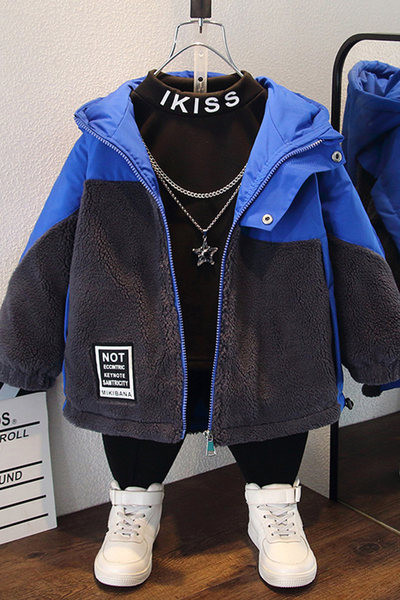 Téli gyerek dzseki emblémával és cipzárral fiúknak