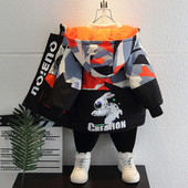 Téli gyerekkabát kapucnival és puha béléssel