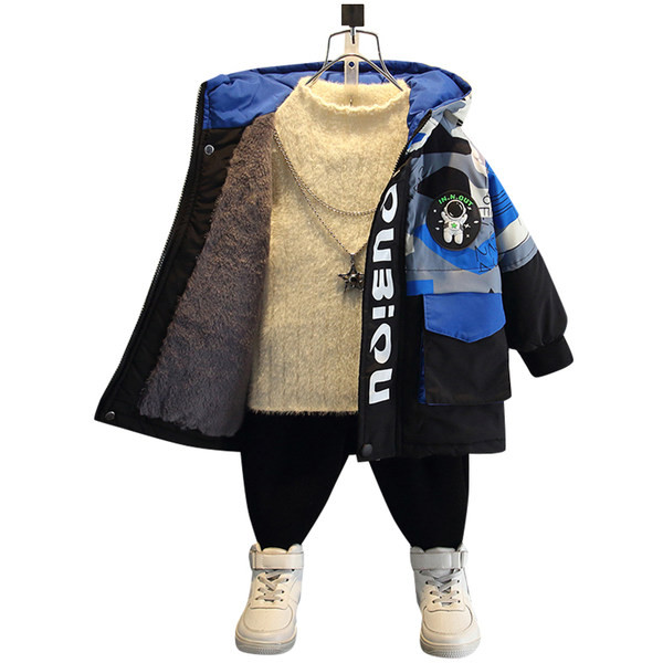 Téli gyerekkabát kapucnival és puha béléssel