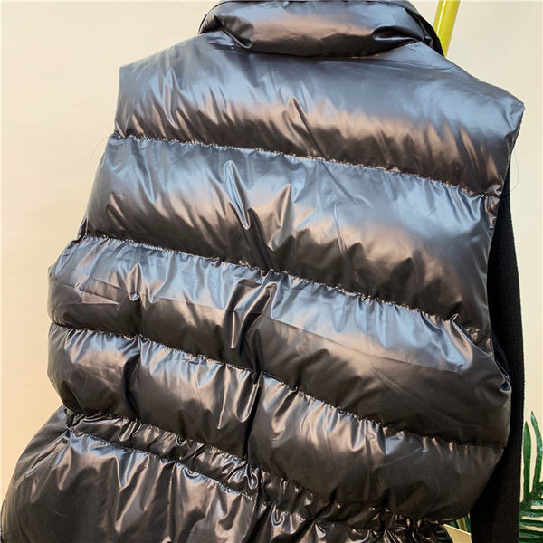 Γυναικείο γιλέκο με τσέπες σε τρία χρώματα