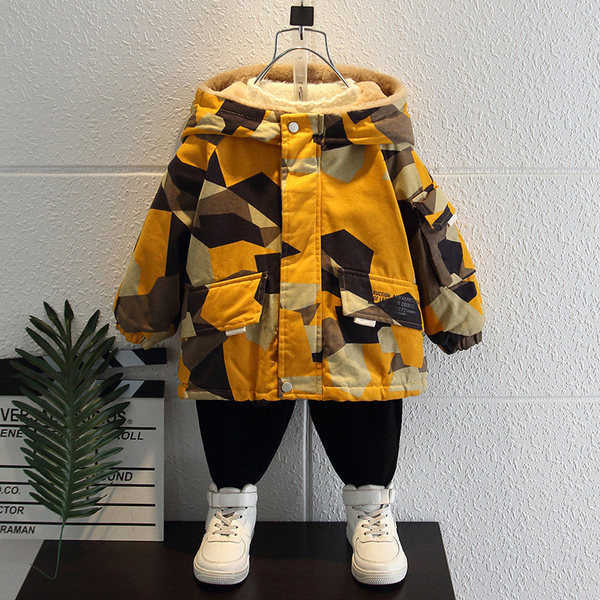 Gyermek terepszínű kabát meleg béléssel