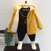 Téli gyerekkabát kapucnival és meleg béléssel