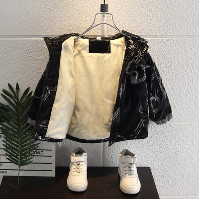 Gyermek melegítő meleg béléssel és színes mintával